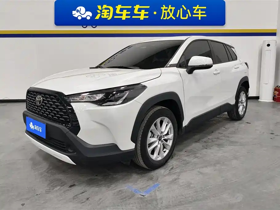 TOYOTA COROLLA CROSS 2024