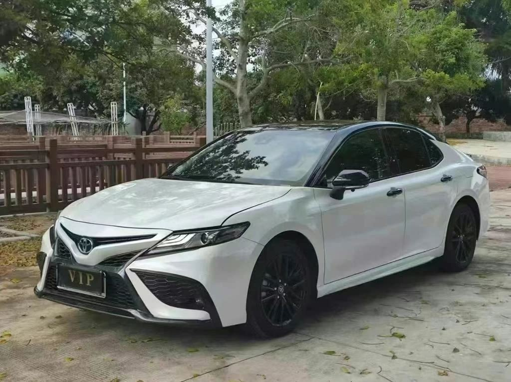 TOYOTA CAMRY 2021