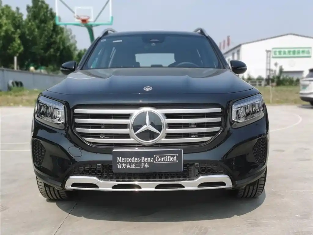 MERCEDES BENZ GLB 2024
