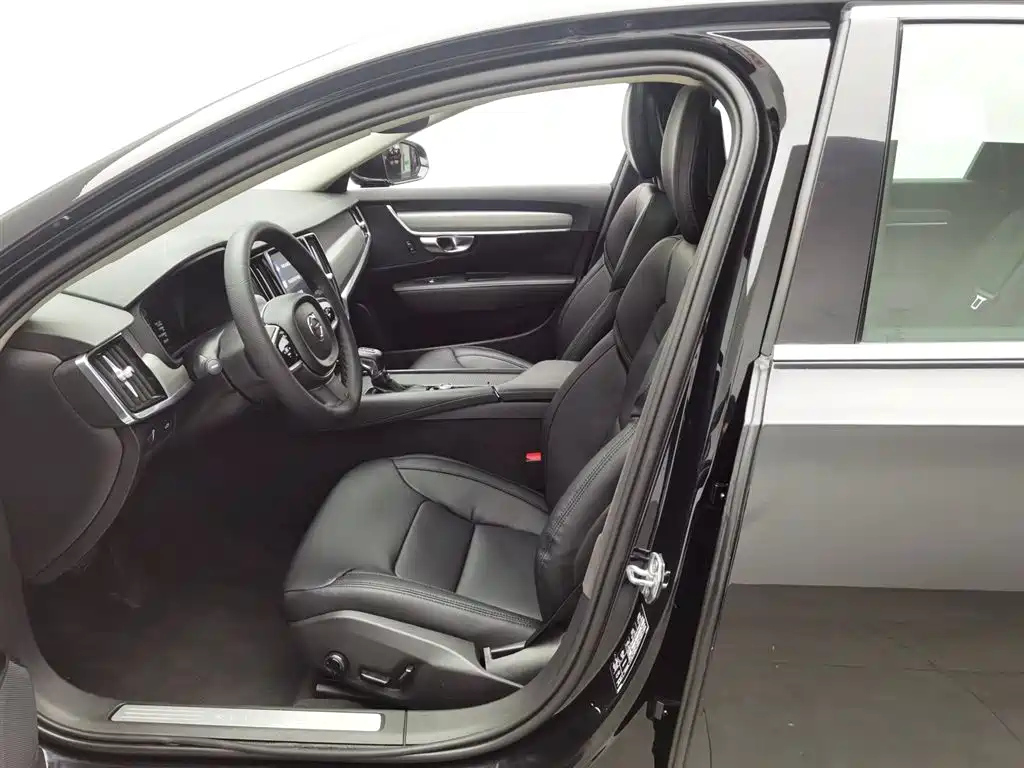 VOLVO S90 2018