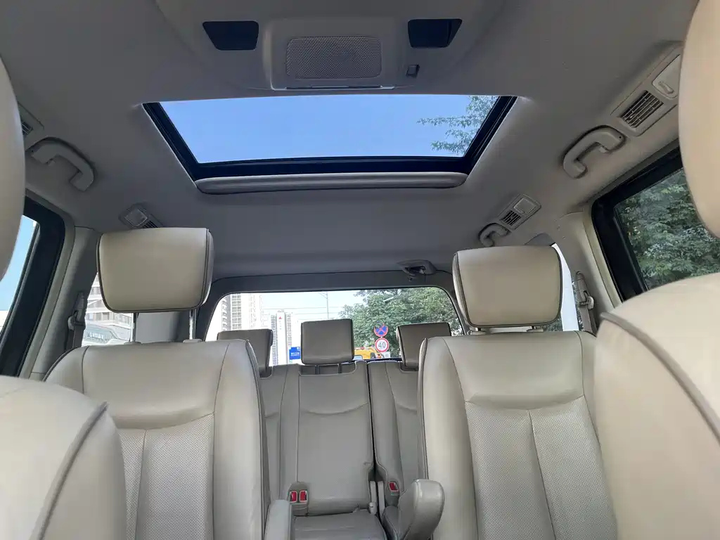 NISSAN QUEST 2014