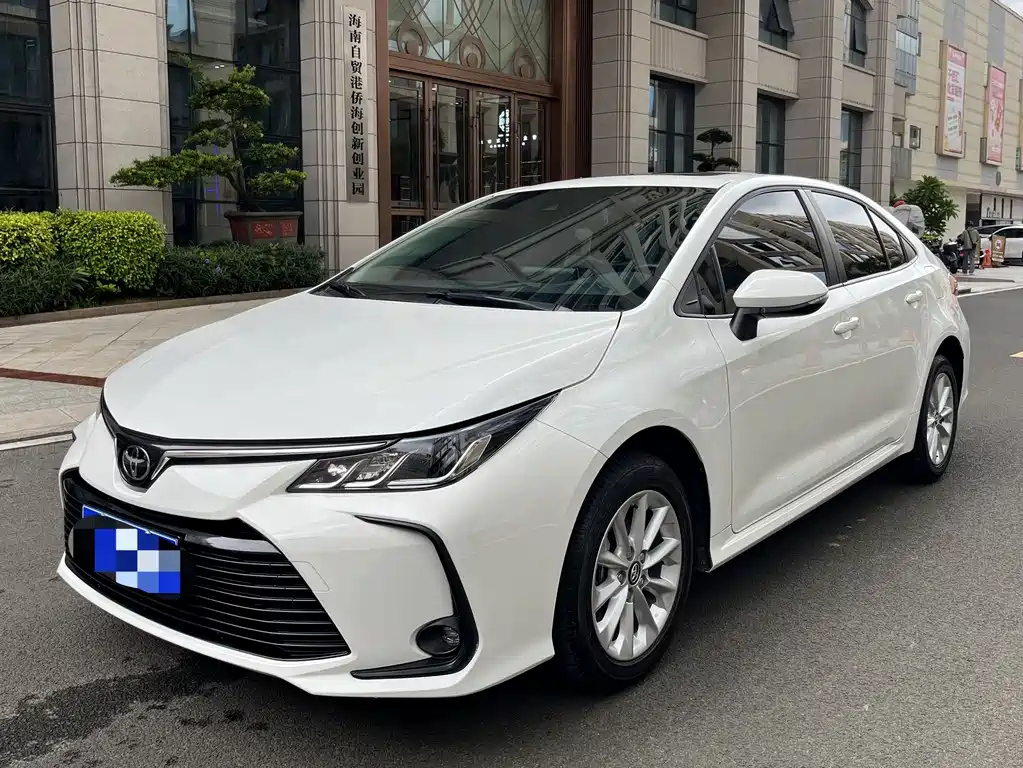 TOYOTA COROLLA 2023