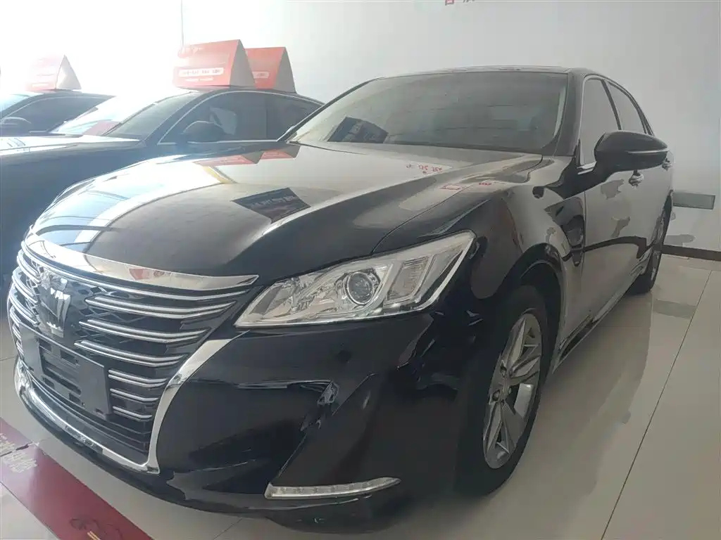 TOYOTA CROWN 2015