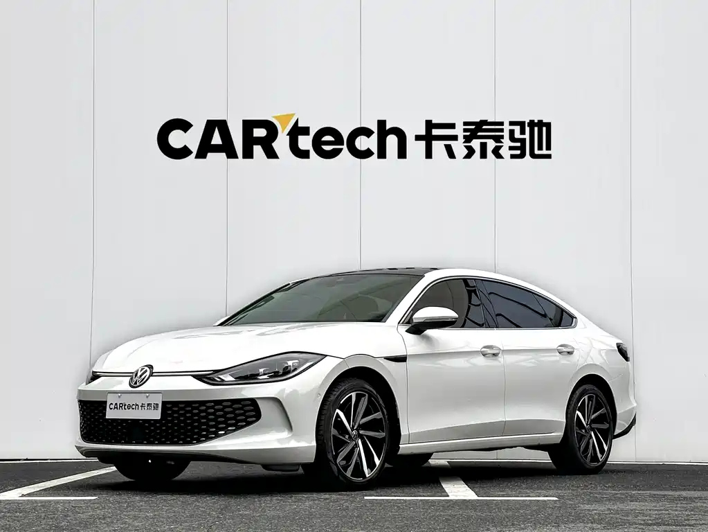 VOLKSWAGEN LAMANDO 2022