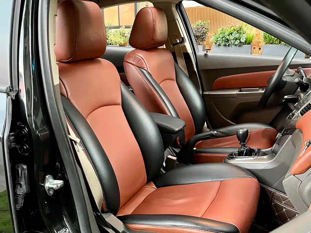 CHEVROLET CRUZE 2015