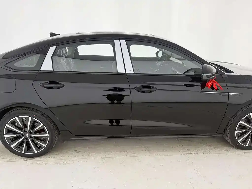 CHERY ARRIZO 8 2025