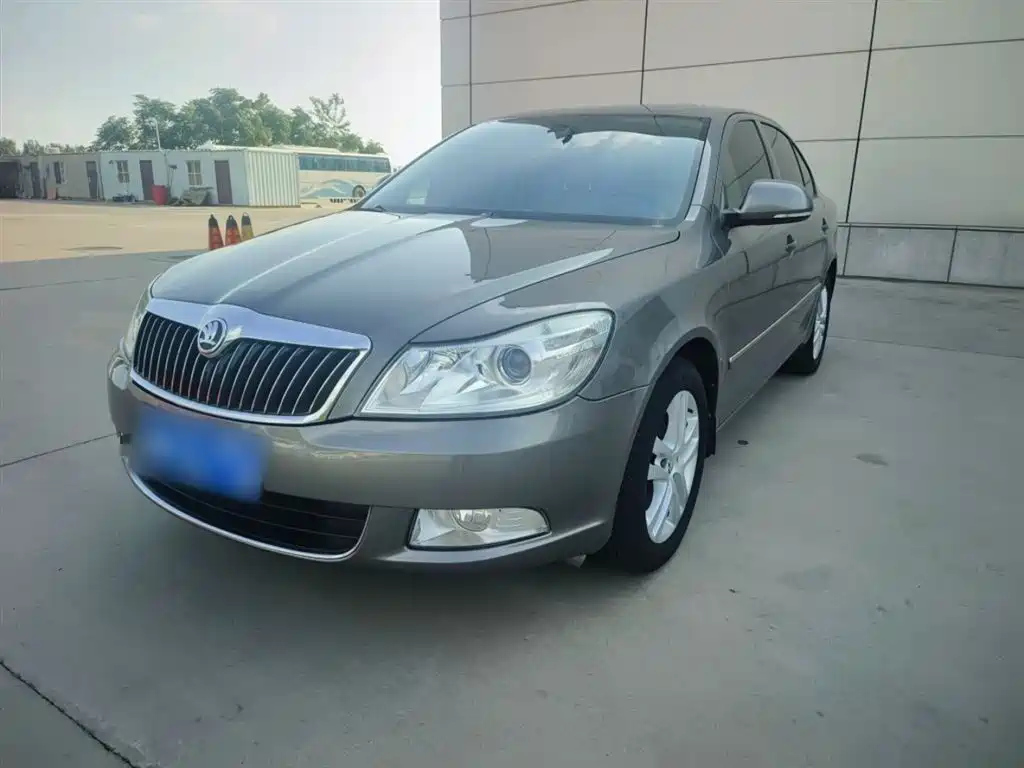 SKODA OCTAVIA 2014