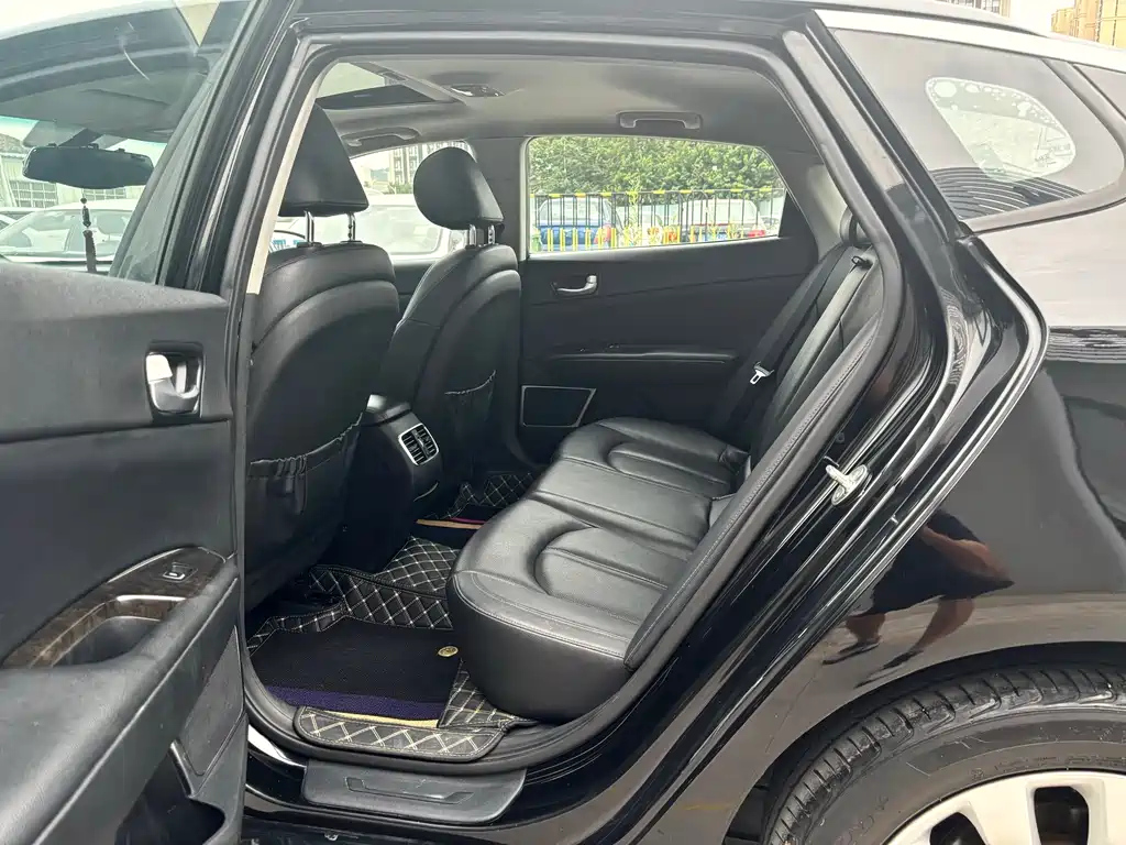 KIA K5 2017