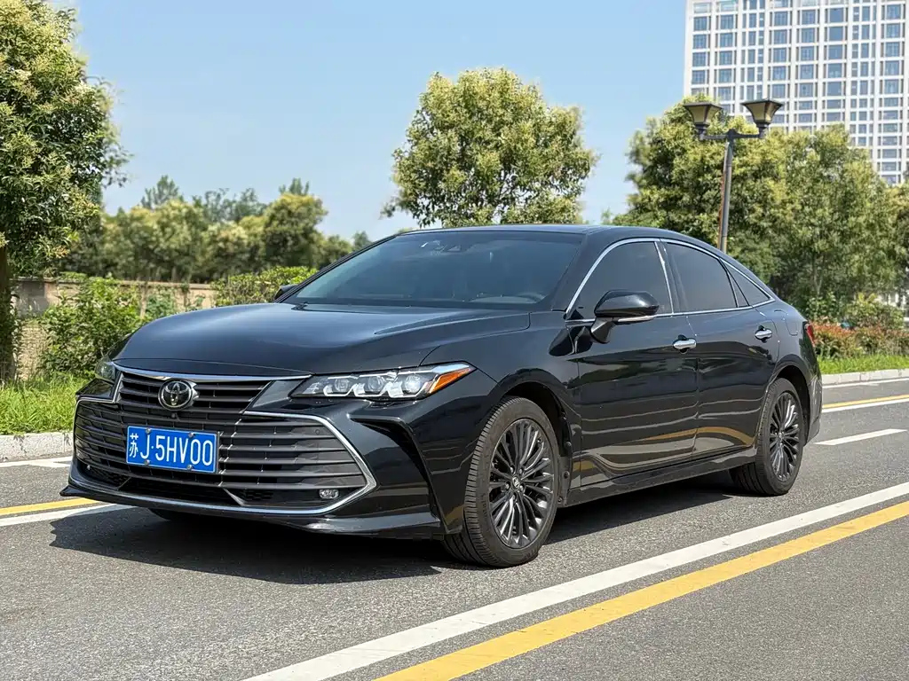 TOYOTA AVALON 2019