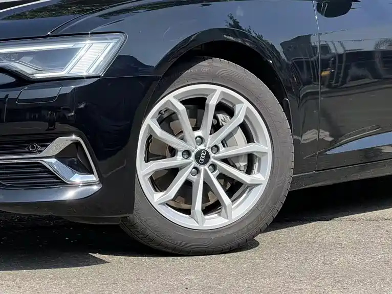 AUDI A6L 2023