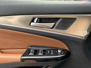 CHANGAN CS95  2017 YEAR 2.0T 2WD  EDITION 2017