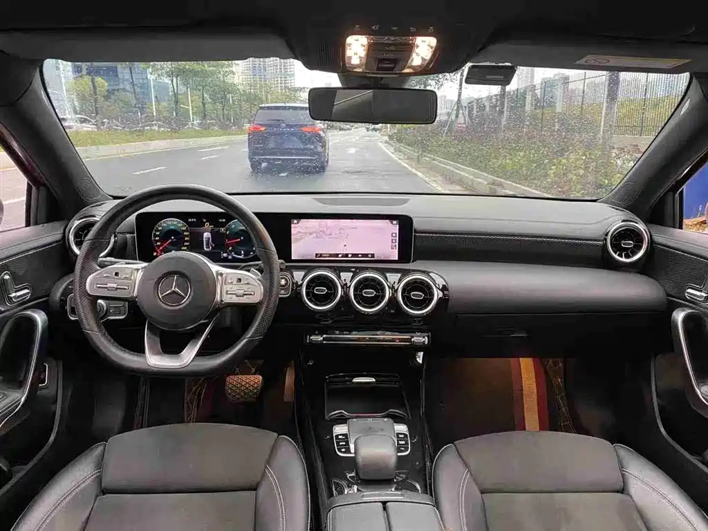 MERCEDES BENZ A-CLASS 2019