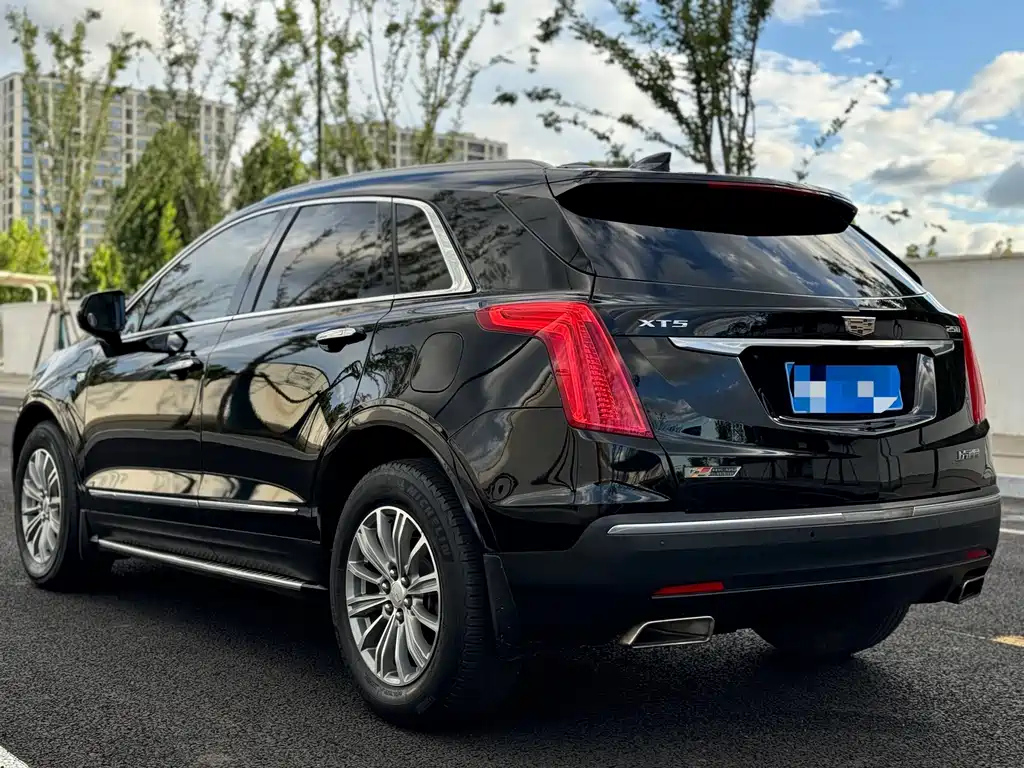 CADILLAC XT5 2018