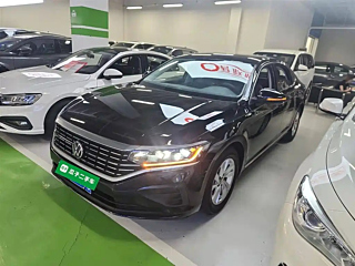 VOLKSWAGEN PASSAT  2022