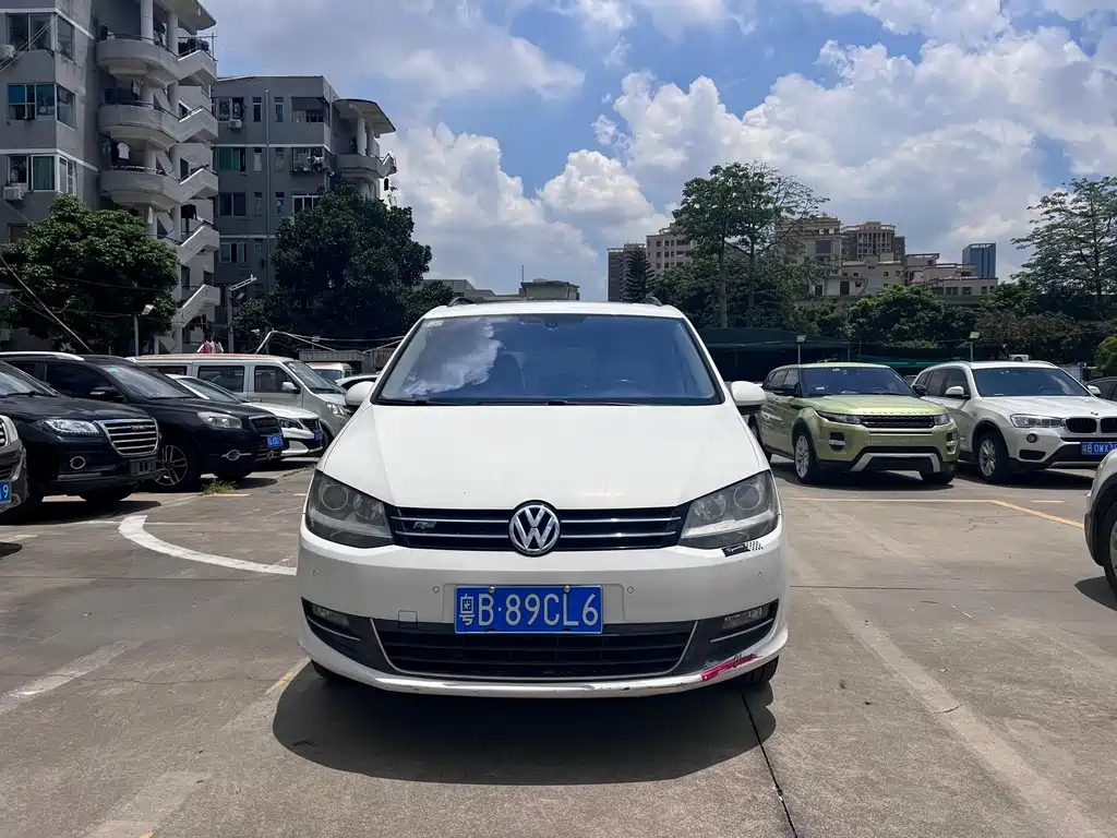 VOLKSWAGEN SHARAN