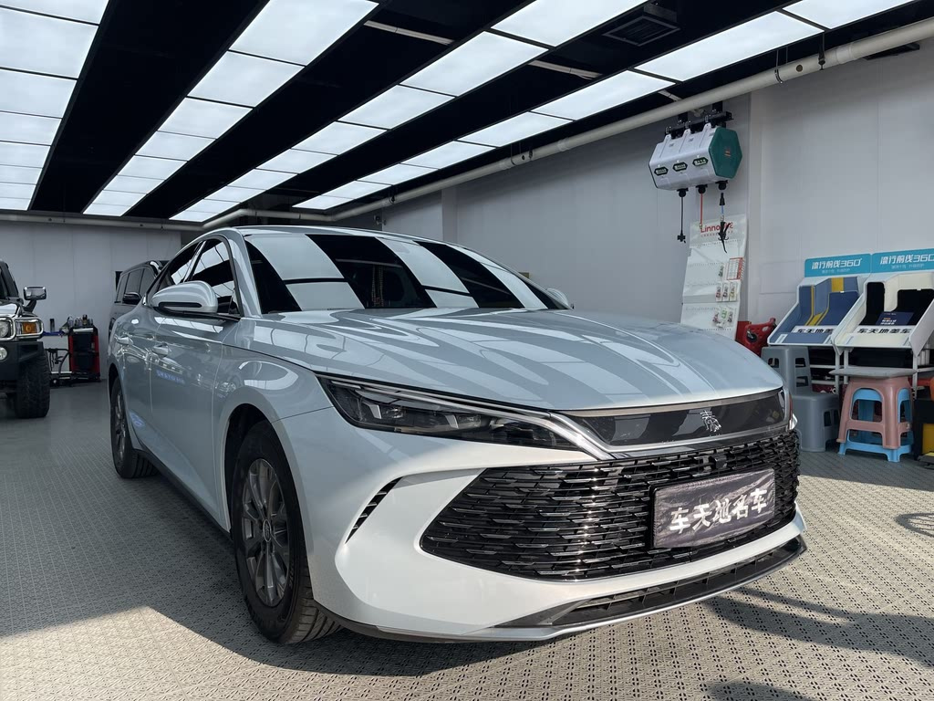 BYD QIN L