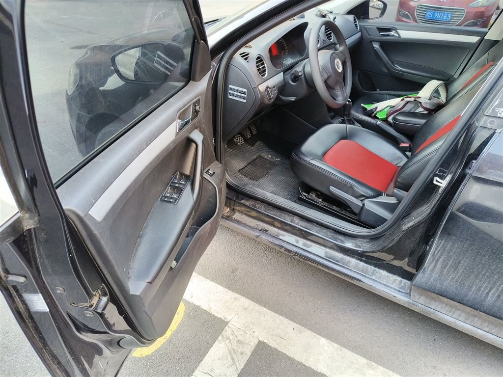 VOLKSWAGEN JETTA 2015