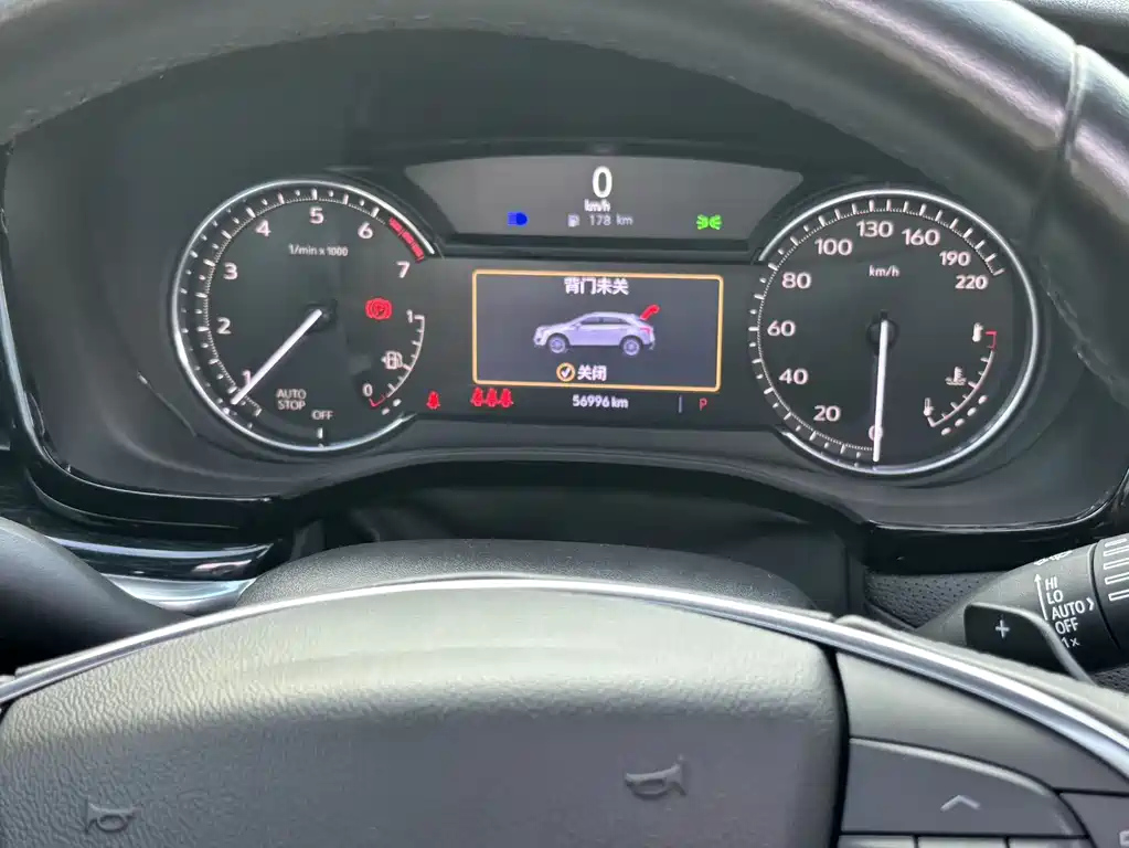 CADILLAC XT5 2021