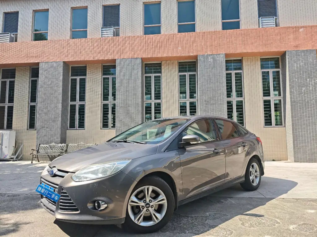 FORD FOCUS 2012