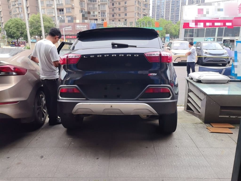 LEOPAARD CS9 2017