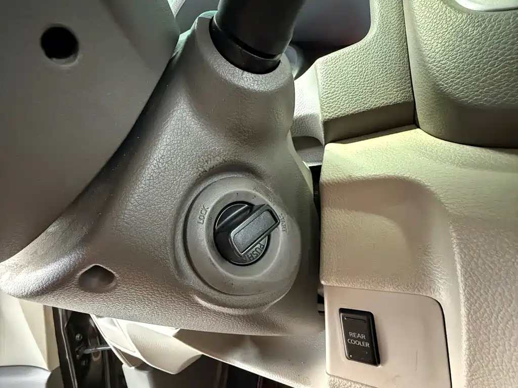 NISSAN NV200 2014