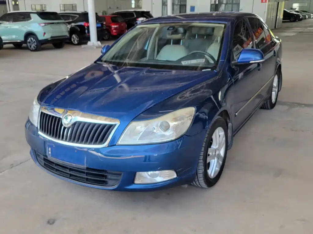 SKODA OCTAVIA 2013