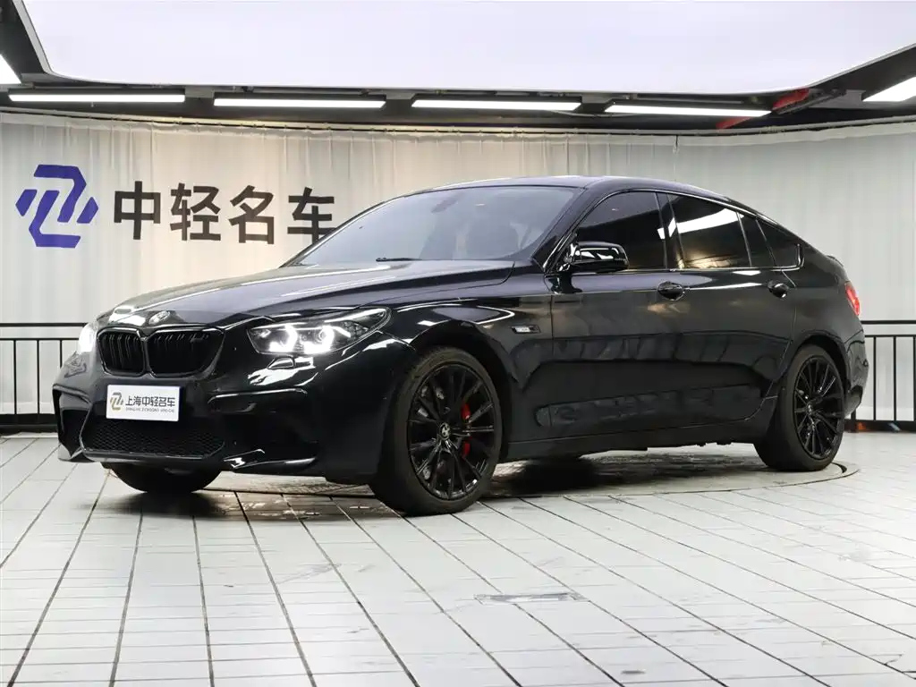 BMW 5-SERIES GT 2011