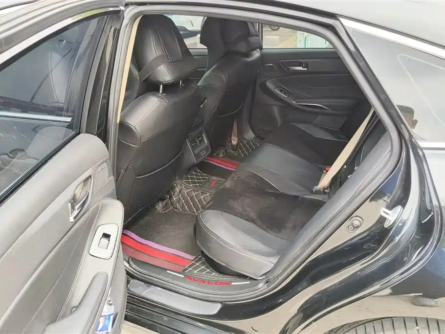 TOYOTA AVALON 2023