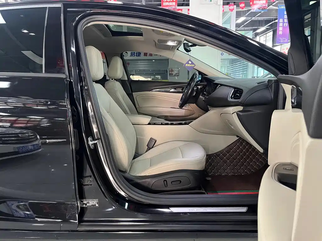 BUICK REGAL 2020