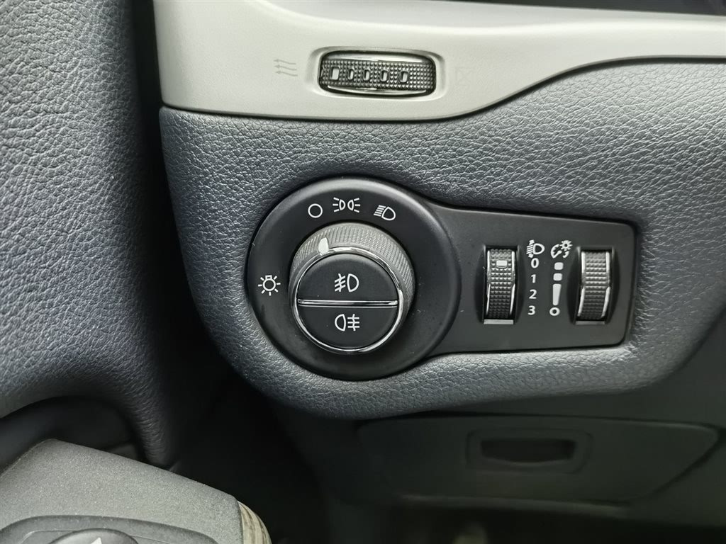 JEEP CHEROKEE 2016
