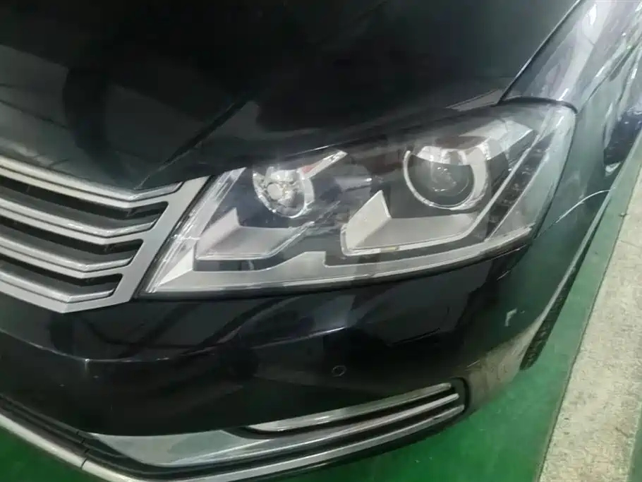VOLKSWAGEN MAGOTAN 2016