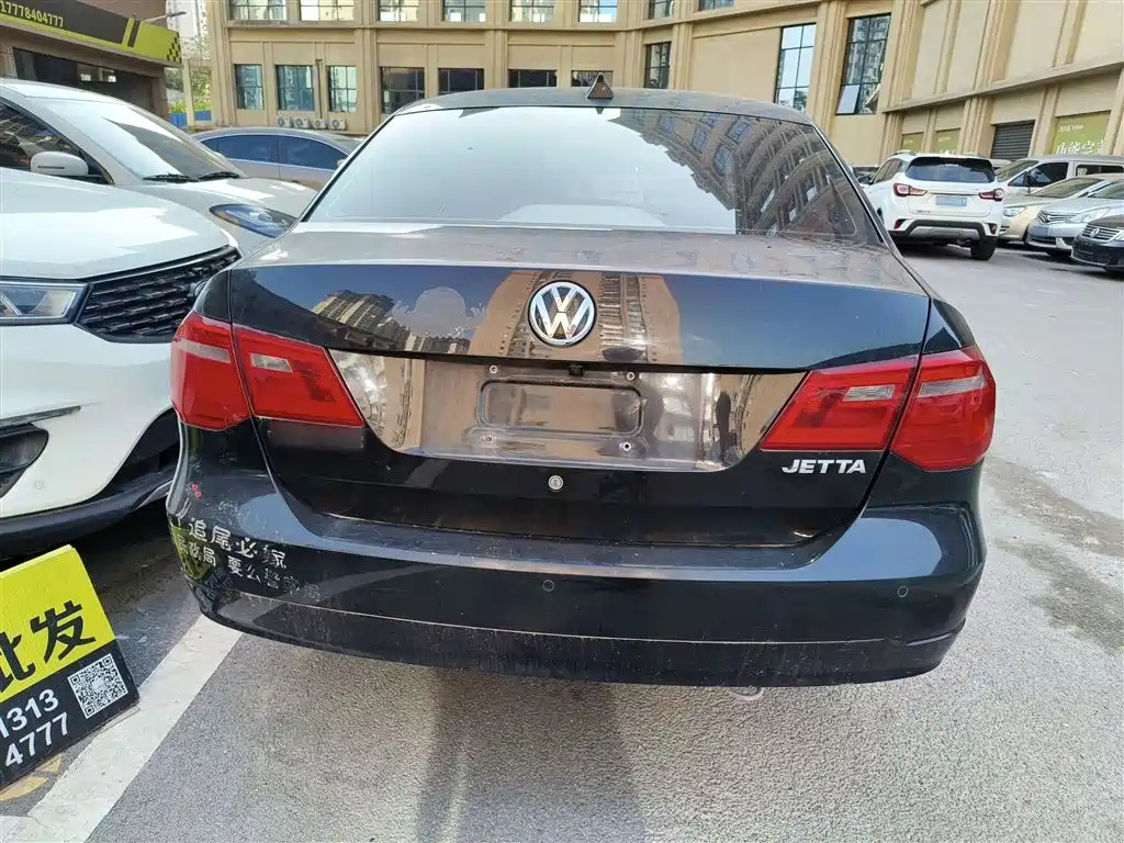 VOLKSWAGEN JETTA 2015