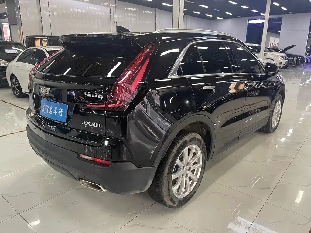 CADILLAC XT4 2020