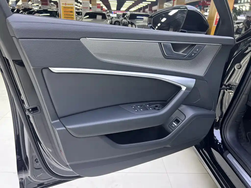 AUDI A6L 2021