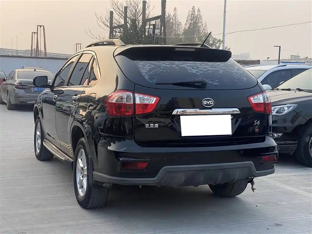 BYD S6 2015