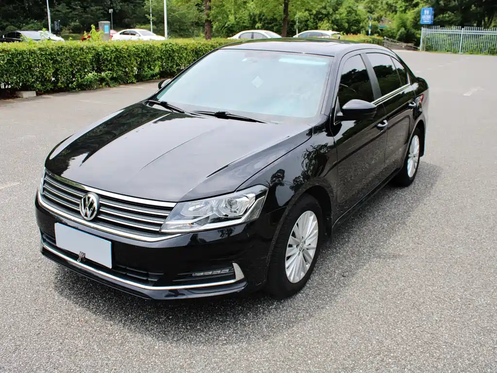VOLKSWAGEN LAVIDA 2019