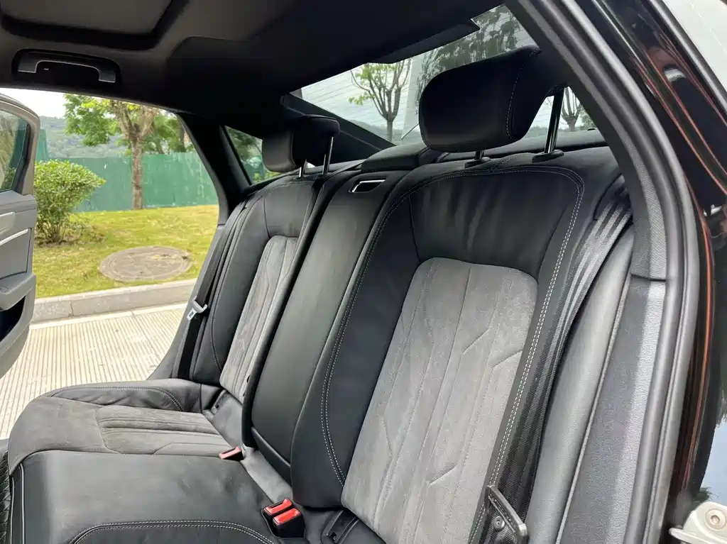 AUDI A6L 2019