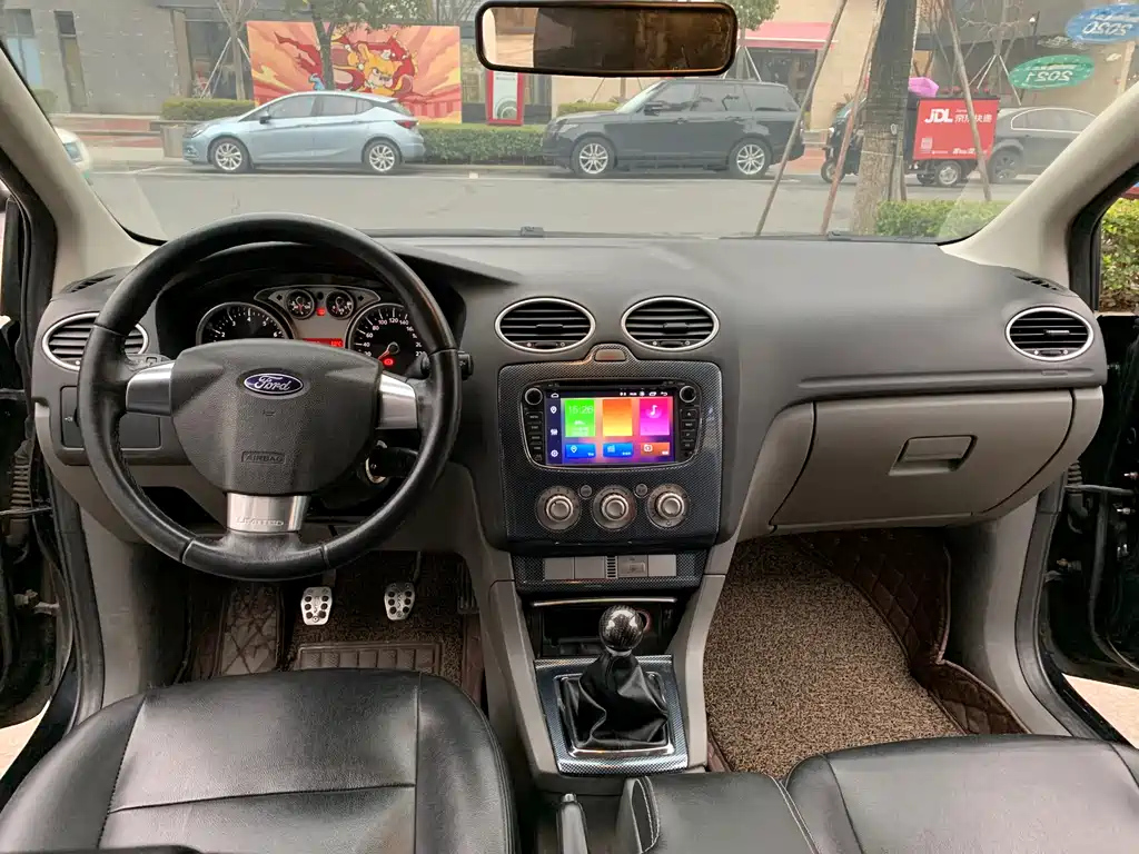 FORD FOCUS 2012