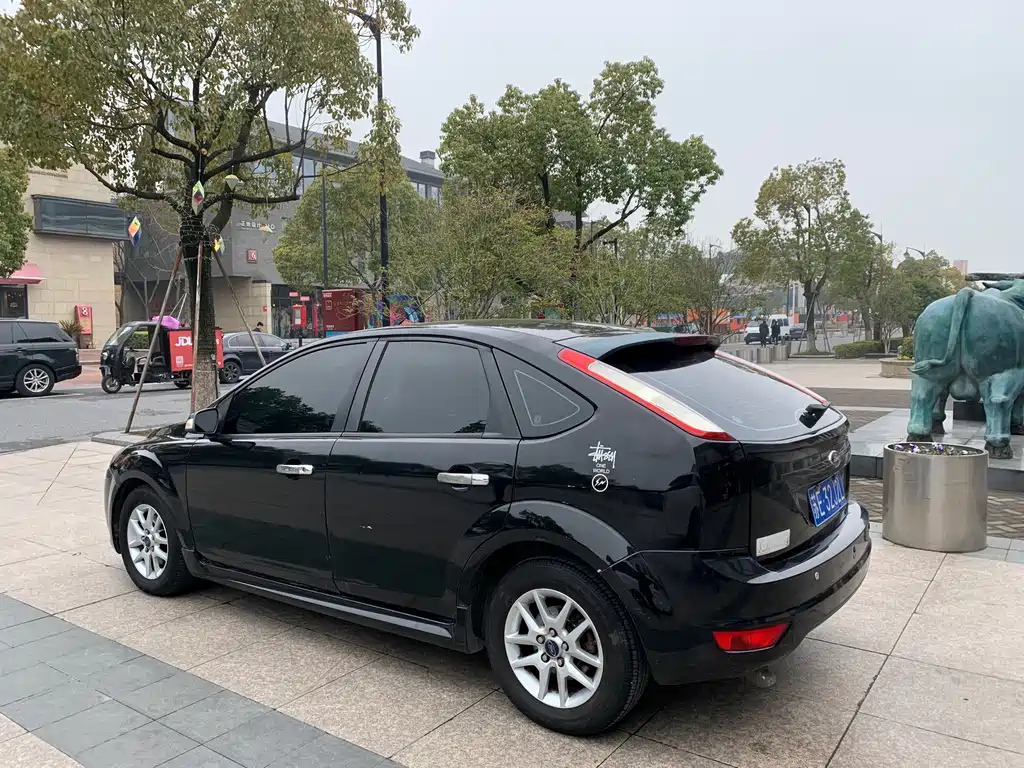 FORD FOCUS 2012