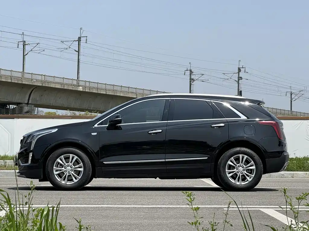 CADILLAC XT5 2022