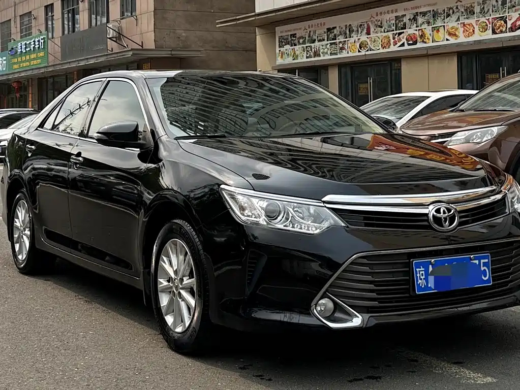 TOYOTA CAMRY 2016