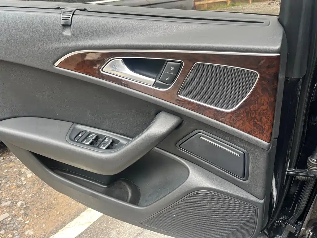 AUDI A6L 2014