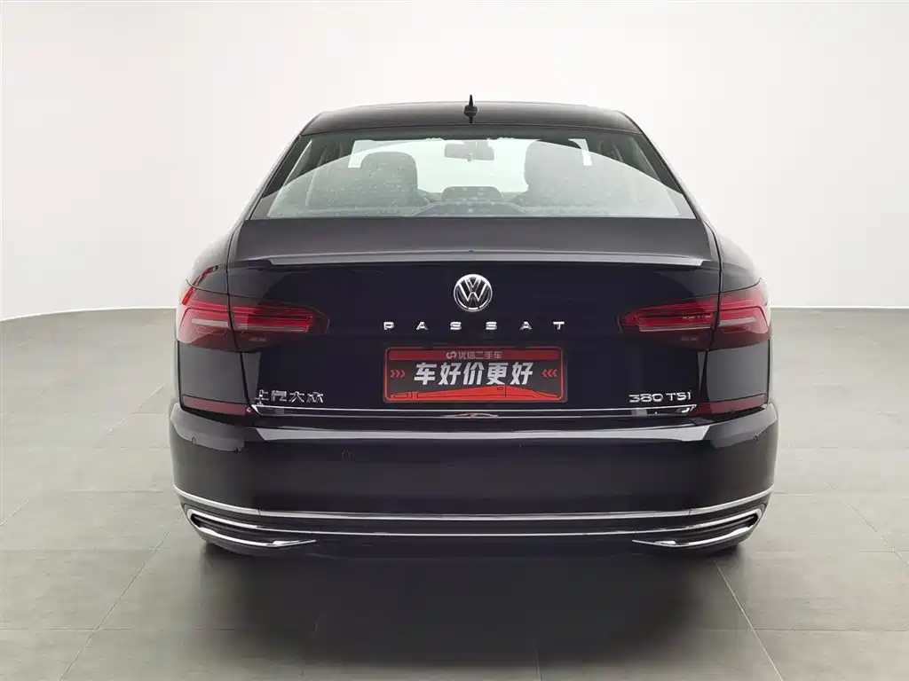 VOLKSWAGEN PASSAT 2020