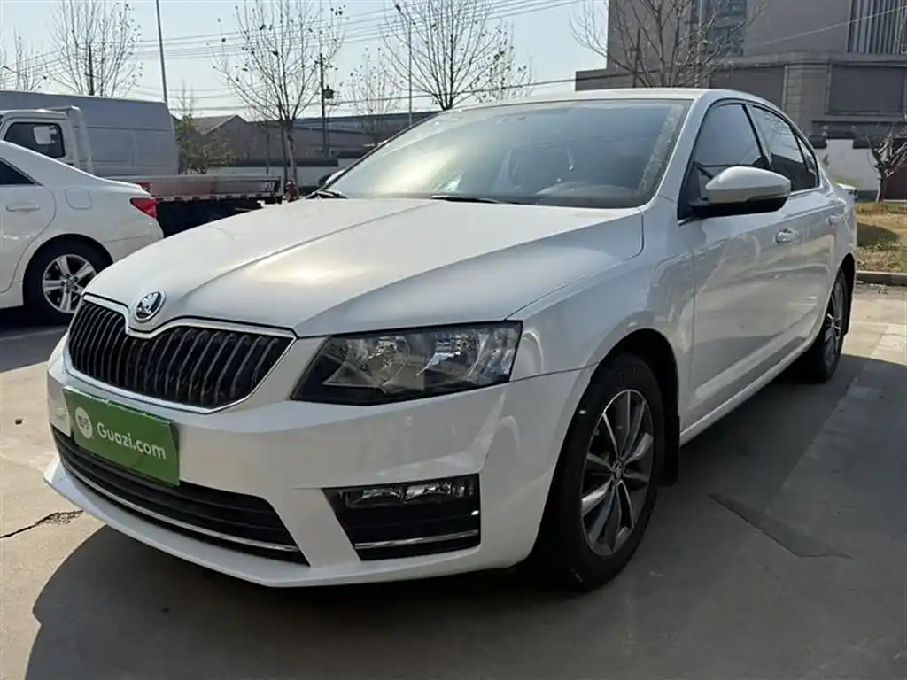 SKODA OCTAVIA 2017