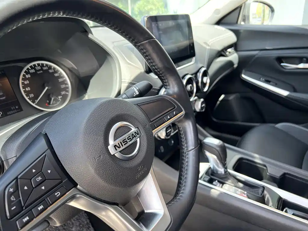 NISSAN SYLPHY 2020