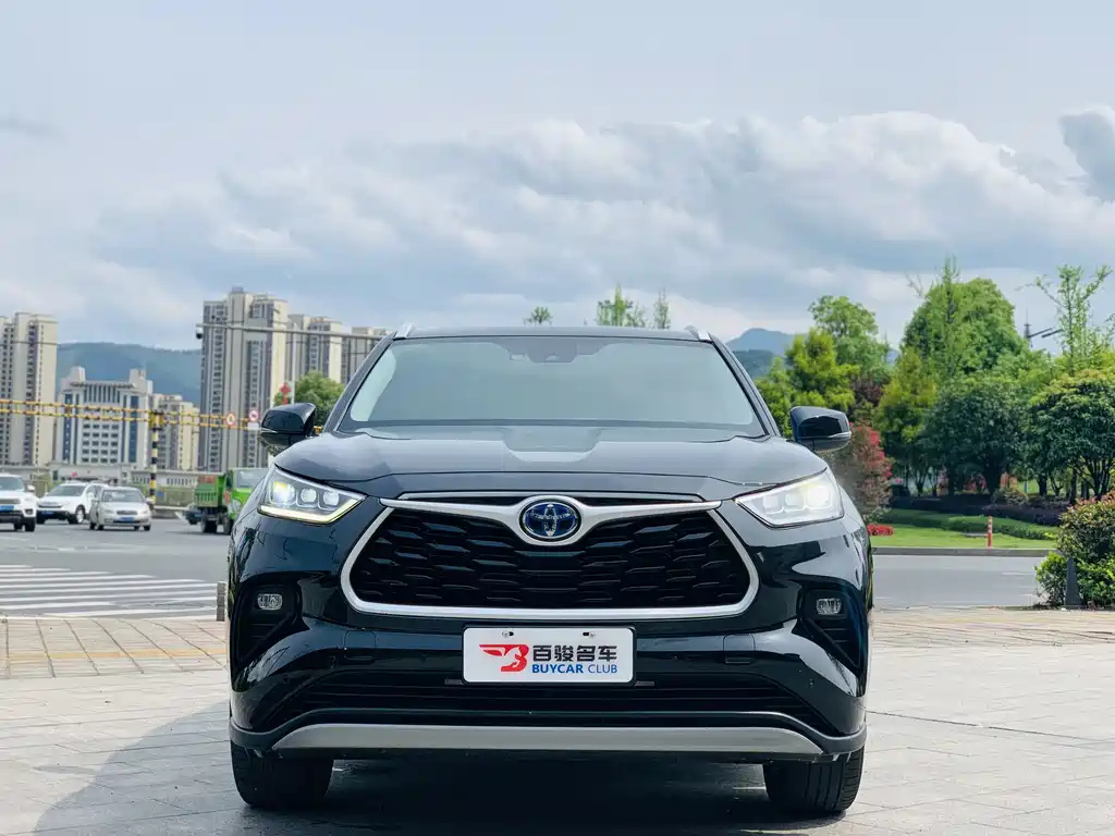 TOYOTA HIGHLANDER 2022