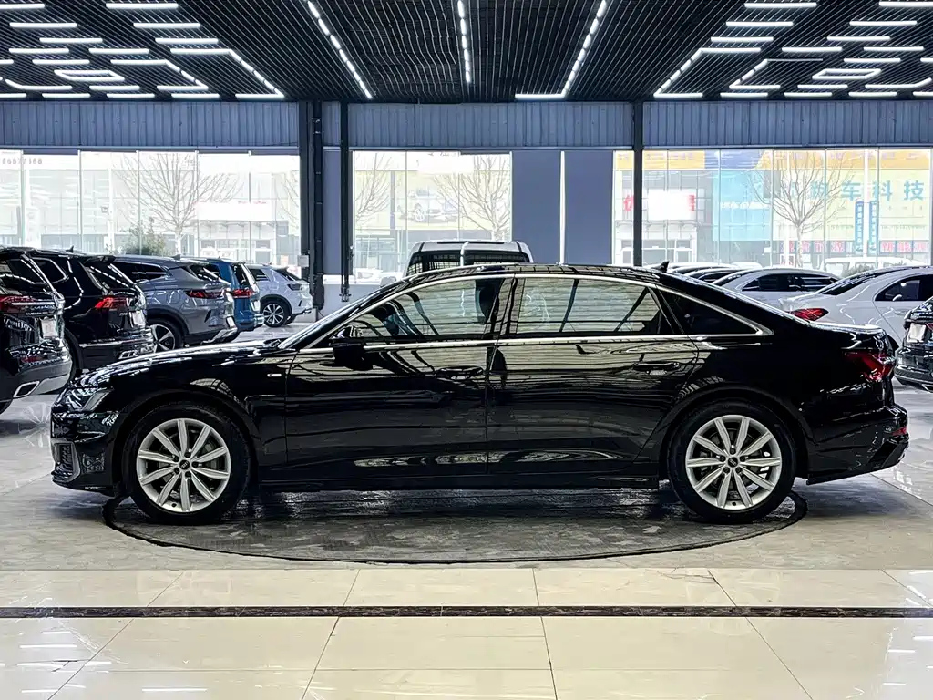 AUDI A6L 2022