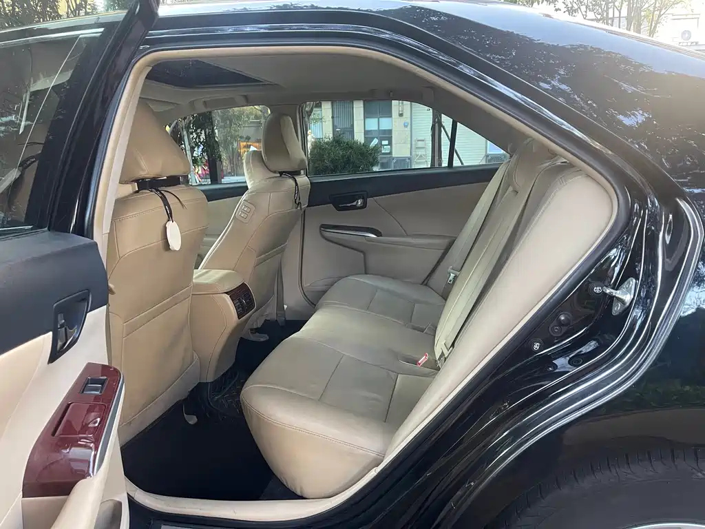 TOYOTA CAMRY 2014