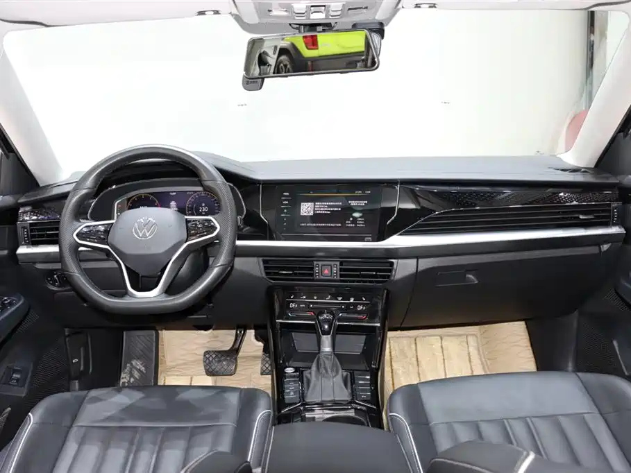 VOLKSWAGEN PASSAT 2022