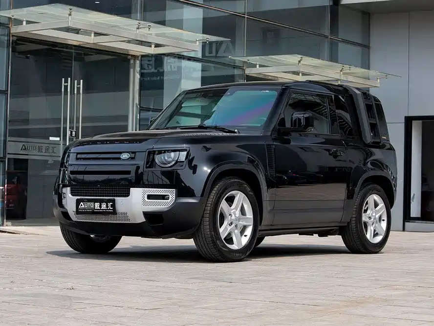 LAND ROVER DEFENDER 2023